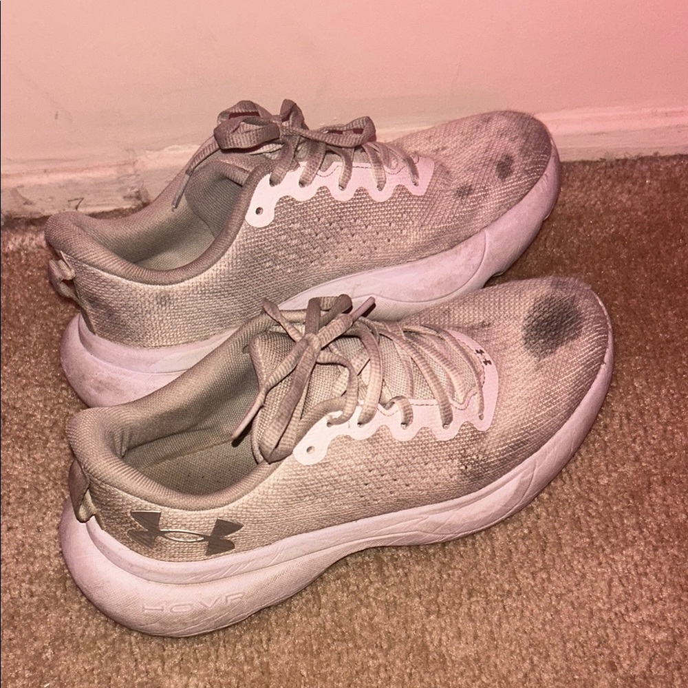 Under Armour Women's Gray Running Shoes